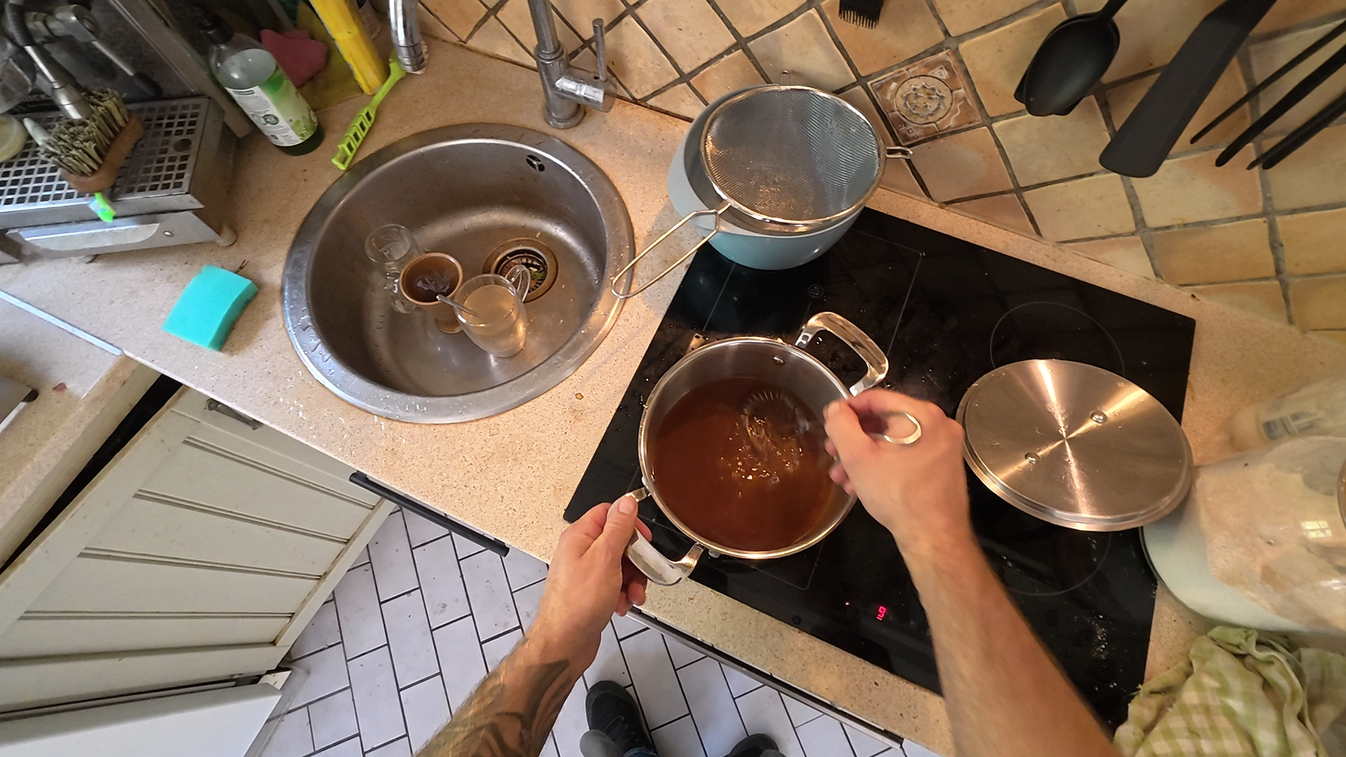 Reducing the Caramünich wort on the stove
