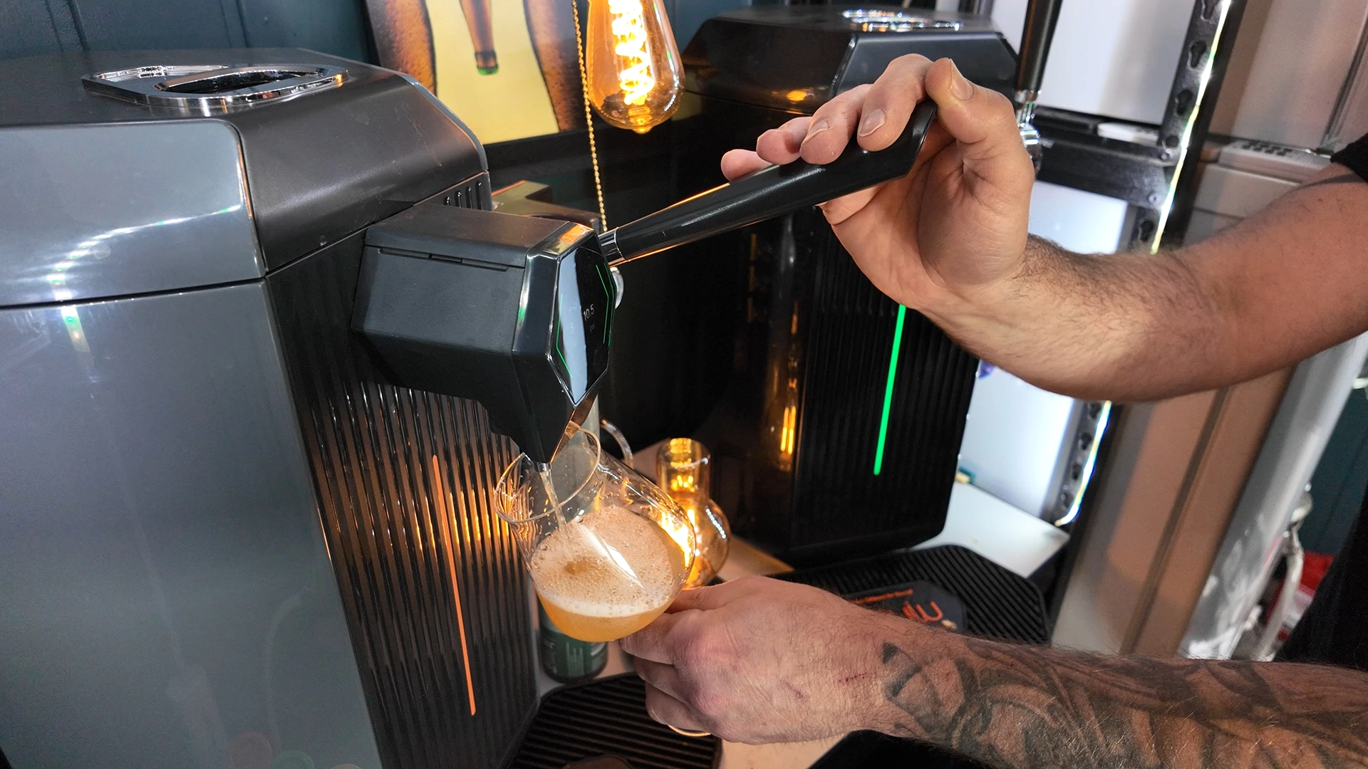 Pouring cider bv818 copy